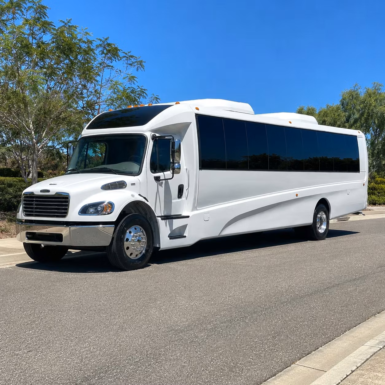 25 passenger minibus